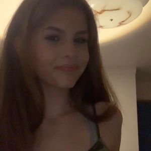 Meet your Posher, Livia